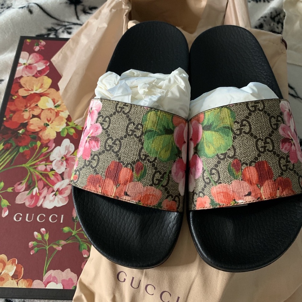 Gucci Slide Brand New Size 6.5